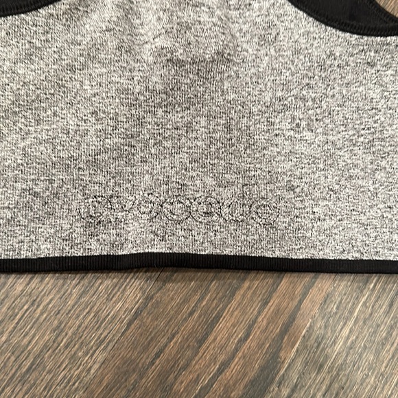 Avocado Yoga Bra Top - Picture 5 of 5